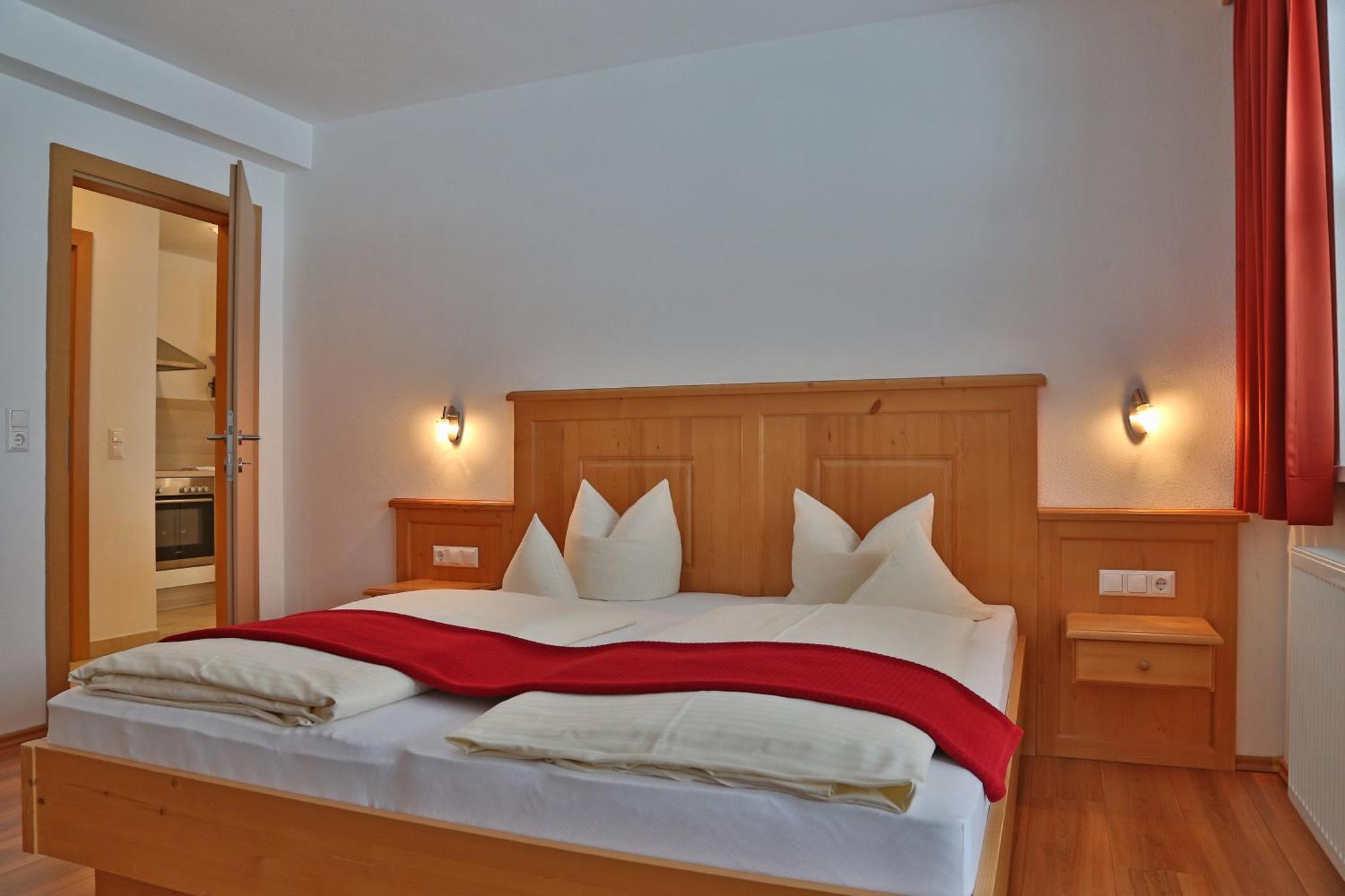 Frankenhof Hotel Шарниц Екстериор снимка