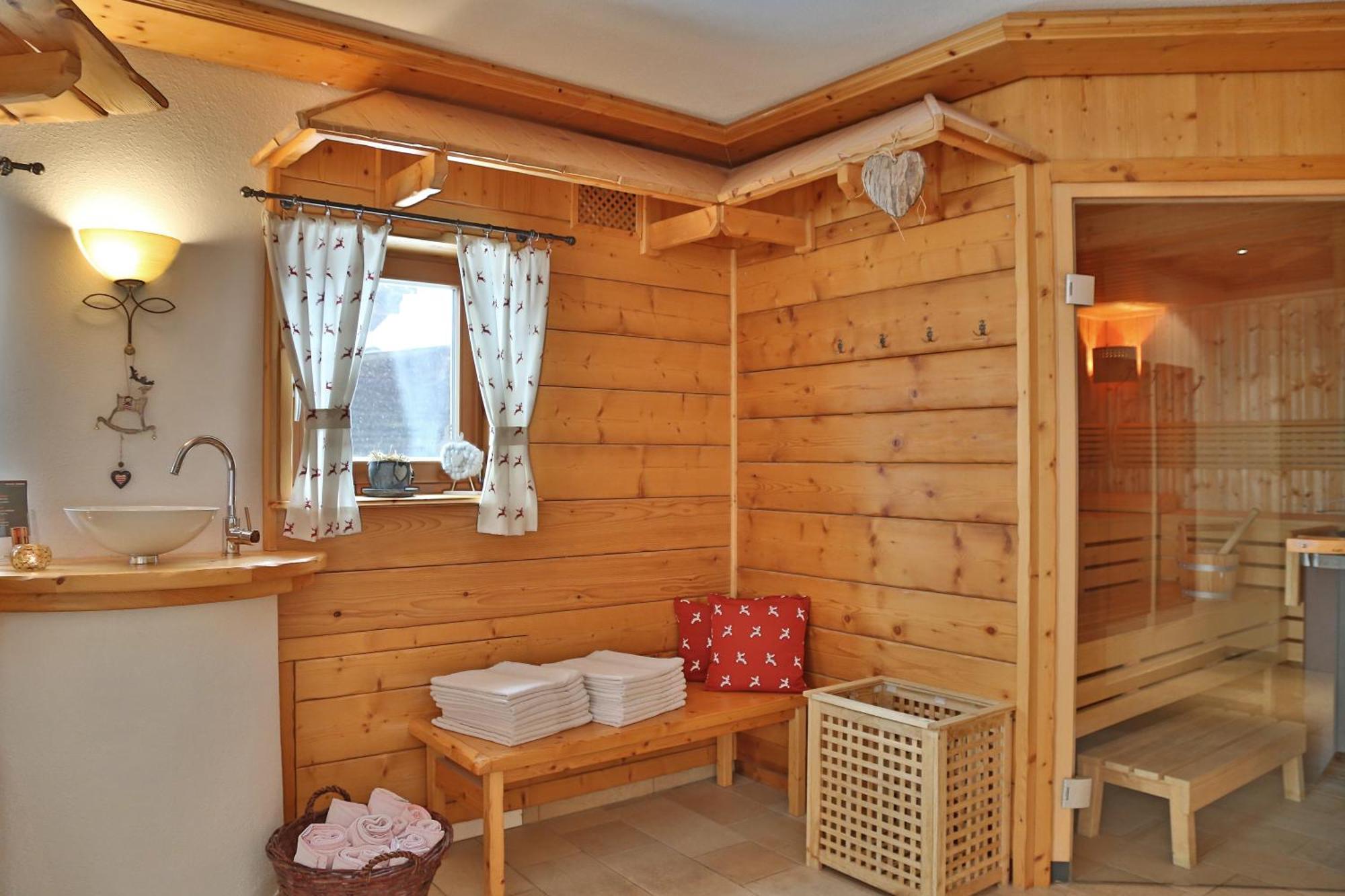 Frankenhof Hotel Шарниц Екстериор снимка